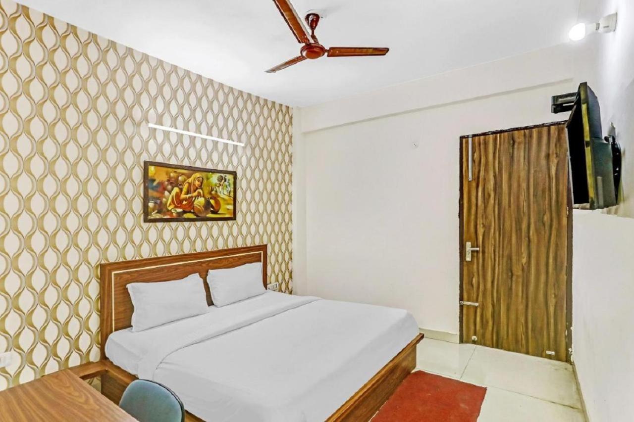 Hotel Noida Continental At Noida City Center Luaran gambar