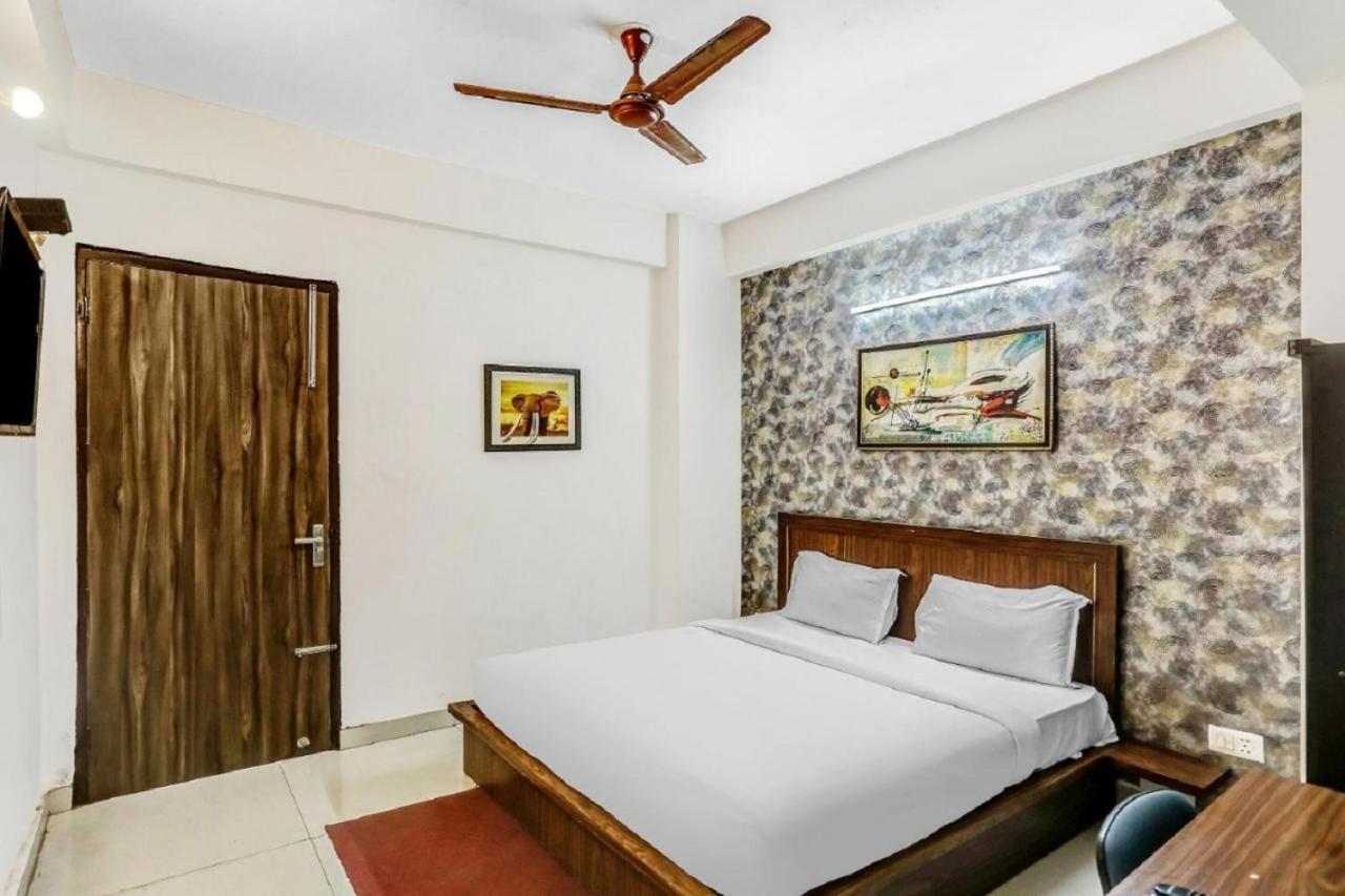 Hotel Noida Continental At Noida City Center Luaran gambar