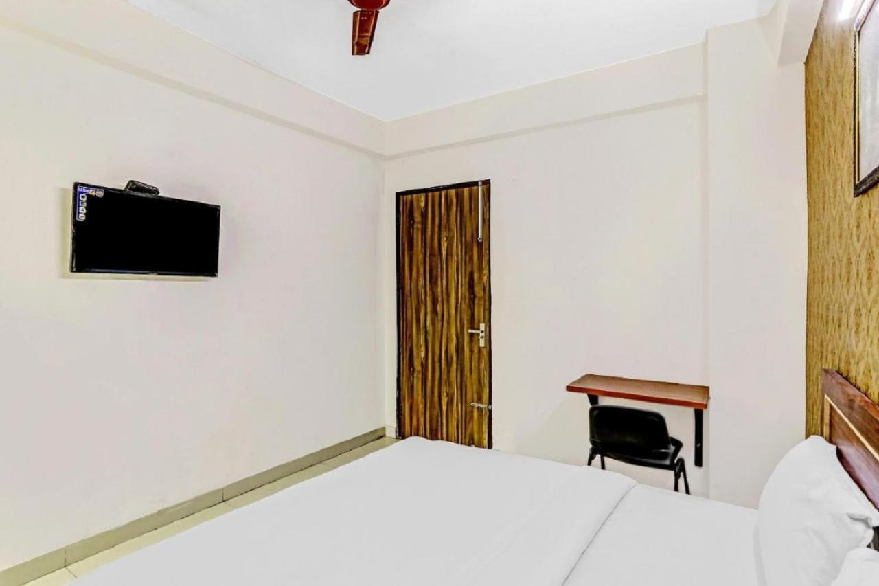 Hotel Noida Continental At Noida City Center Luaran gambar